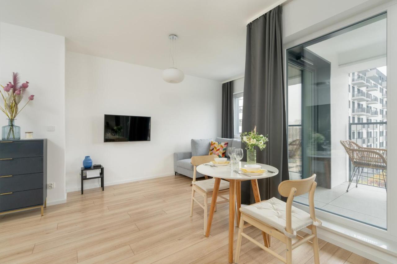 Baranczaka Cozy With Parking In By Renters Poznan