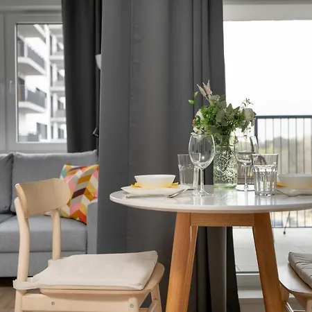 Baranczaka Cozy Studio With Parking In Poznan By Noclegi Renters Zewnętrze zdjęcie