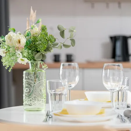 Baranczaka Cozy Studio With Parking In Poznan By Noclegi Renters Zewnętrze zdjęcie
