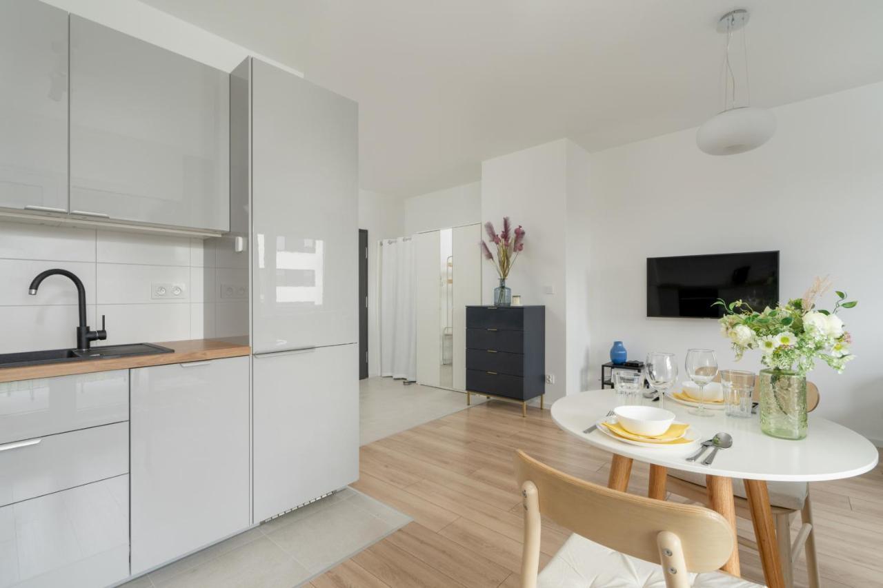 Baranczaka Cozy With Parking In By Renters Poznan